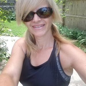 Meet your Posher, Joyce